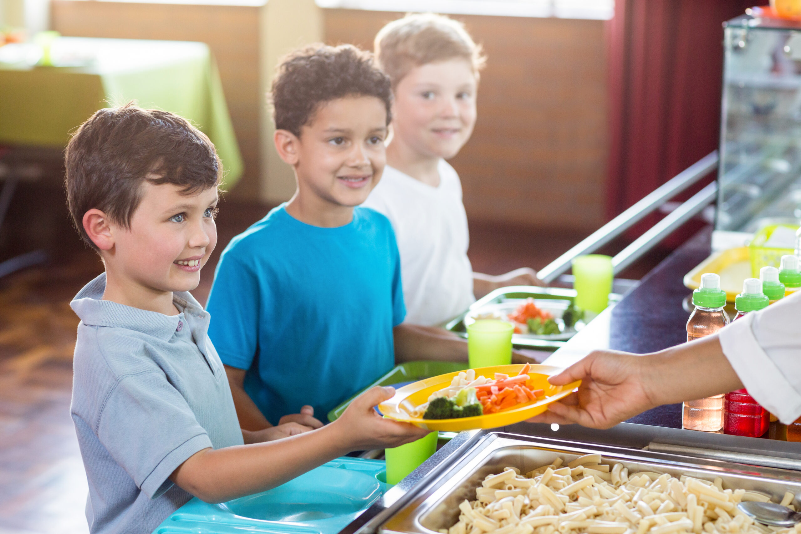 Read more about the article Alimentação escolar saudável: por que ela importa e como implementá-la na sua escola